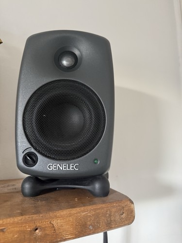 Genelec 8020b active studio - genelec,
