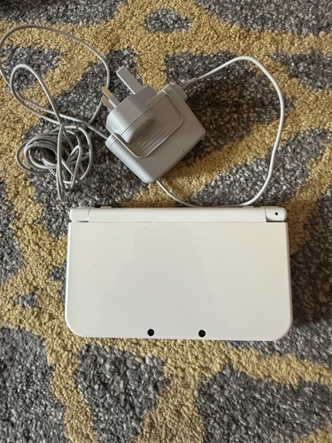 Pearl white new nintendo - white, 'new'