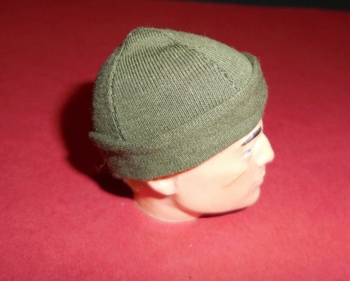 Scale green beanie - 1/6,