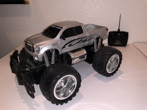 Toyota tundra 4x4 pick - toyota,