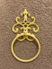 Wrought Iron Towel Ring Fleur