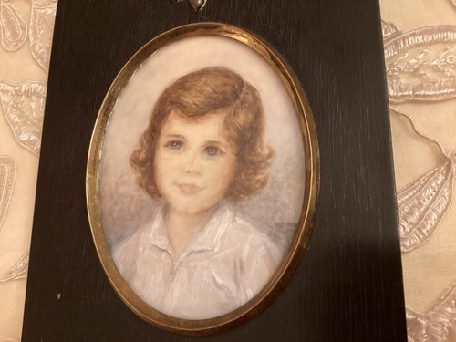 Antique portrait miniature of - ,
