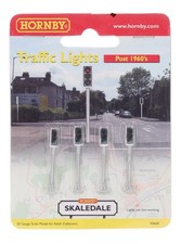 R8668 Hornby Skaledale OO Traffic Lights - Post 1960s - Pack of 4 (Pre-Owned)