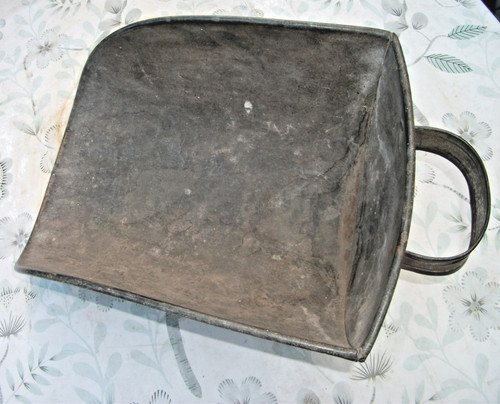 Vintage metal grain scoop with - metal,