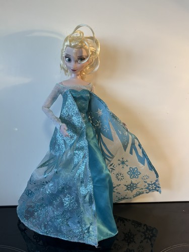 Disney store original - store, elsa