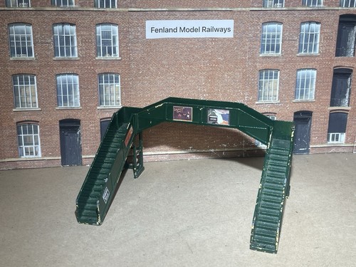 Hornby dublo gauge - dublo, oo
