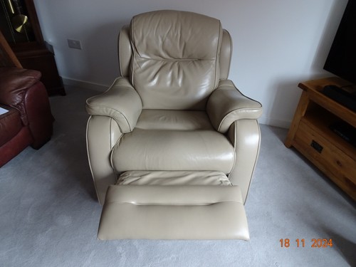 Leather recliner cream - leather,