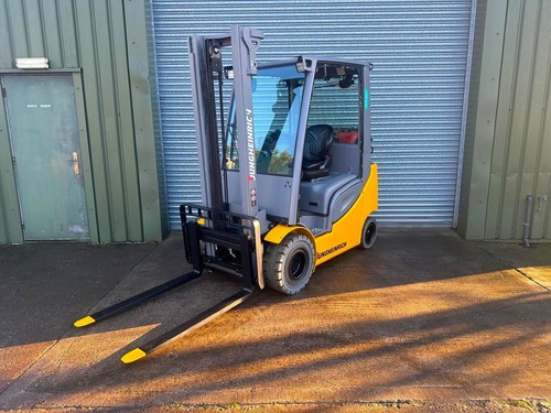Forklift fork lift - forklift/fork, lift/forklift
