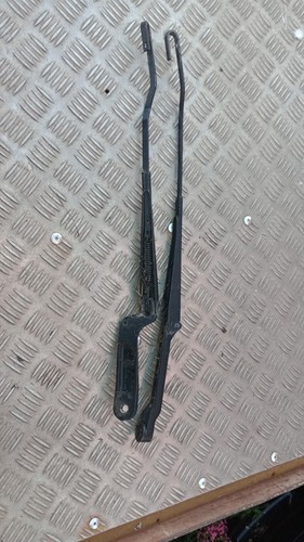 Polo 6n2 wiper arms - vw,