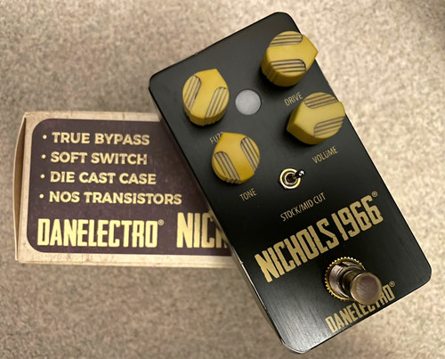 Danelectro nichols 1966 - nichols,