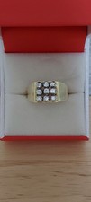 18ct 9 x Diamond Signet Style