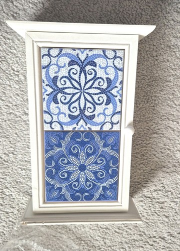 Beautiful wall mounted - beautiful, key