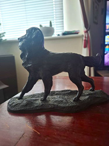 Bronze resin dog figurine - dog,