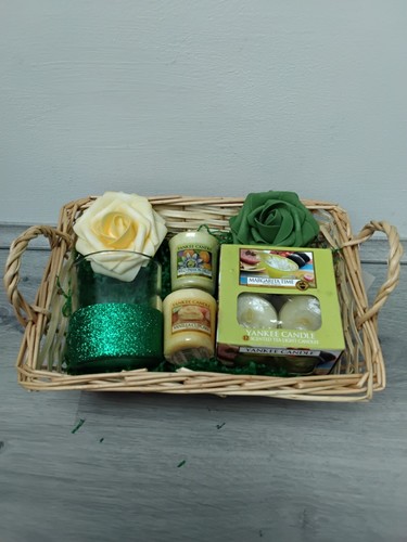 Yankee candle wicker basket - candle,
