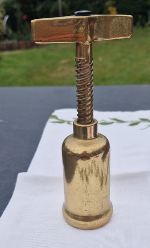 Brass bell corkscrew - brass,