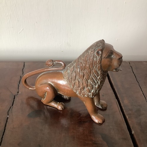 Victorian bronze lion grand - bronze,