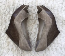 Jessica Simpson Taupe Faux Leather Wedge Heel Peep Toe Shoes UK4.5 NEW