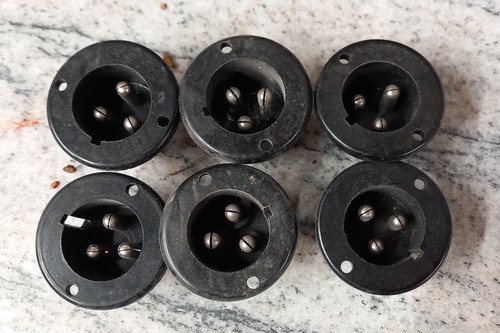 Bulgin pin socket - pin, panel