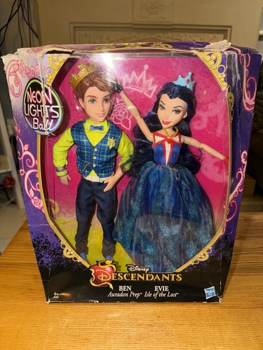 Disney descendants ben and - disney,
