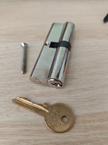 Standard cylinder door lock - standard,