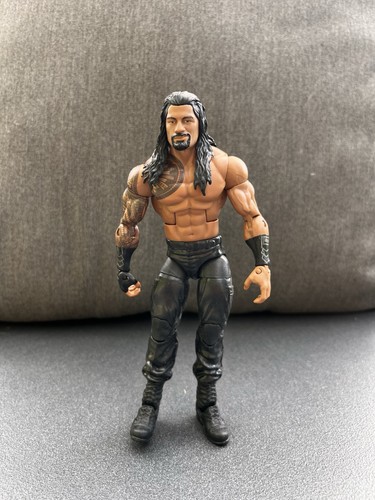 Roman reigns wwe action figure - reigns,
