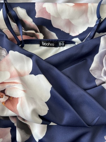 Blue flowery boohoo maternity - flowery,