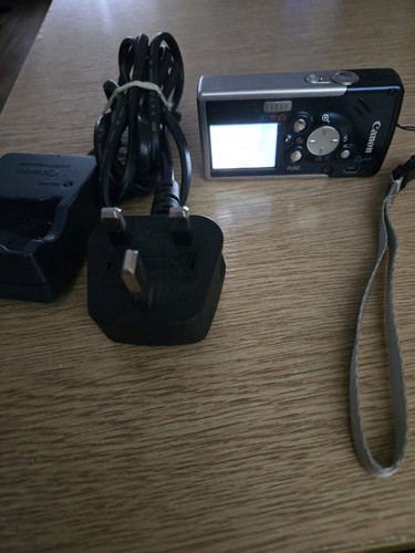Canon ixus digital camera - canon, i5