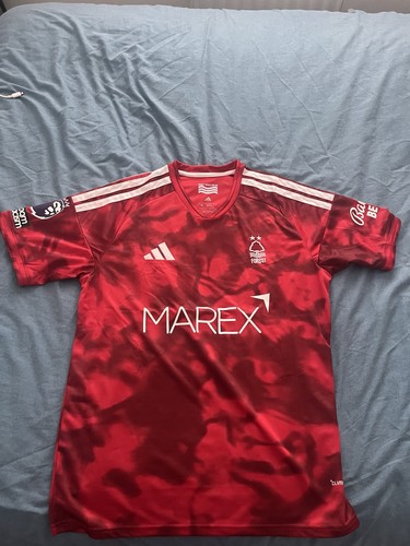 Nottingham forest home kit - forest,