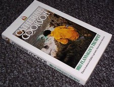 Mrs. Flannagan's Trumpet (Piccolo B..., Cookson, Cather