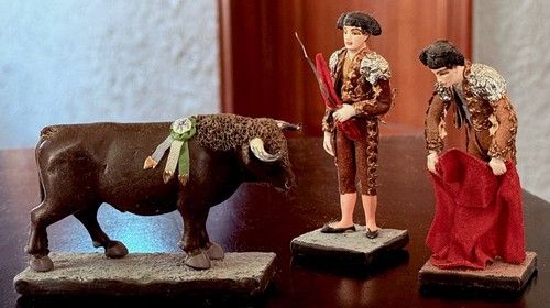 Vintage small bull 2 - small,