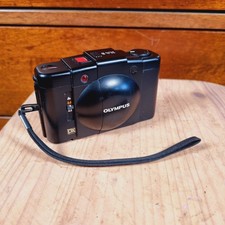 Olympus XA3 35mm compact camera In Full Working Condition