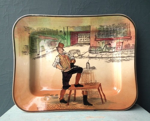 Vintage royal doulton small - royal,