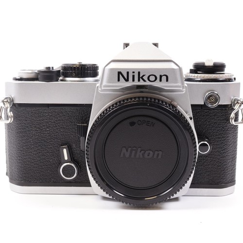 Nikon 35mm film slr camera - 35mm,