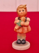 VINTAGE GOEBEL / HÜMMEL FIGURINE – GIRL WITH DOLL by HUMMEL/GOEBEL 239B 1967