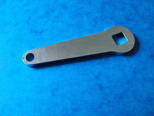 Triumph front brake plate - front,
