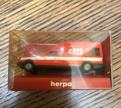 Herpa mercedes benz 208 - mb,