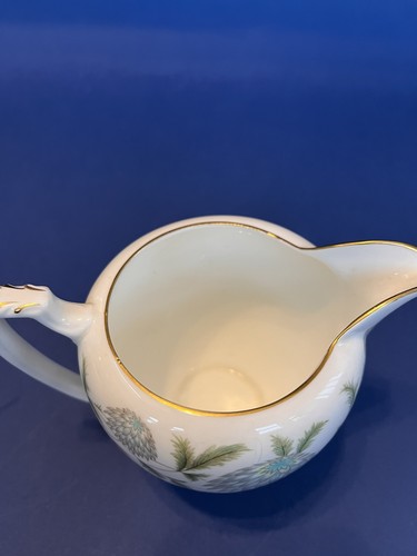 Coalport waltz the flowers - coalport,