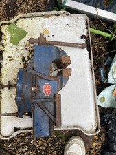 Vintage  chines Bench Vise 3”Jaws w/ Swivel Base read below 