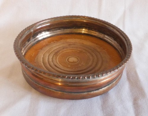 Antique decanter stand old - decanter,