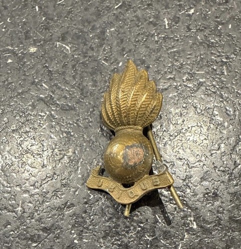 British royal artillery collar - royal,