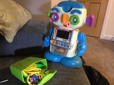 Vtech Cogsley Learning Robot