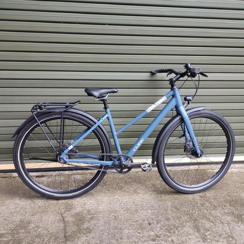 Hire cube travel pro - cube,