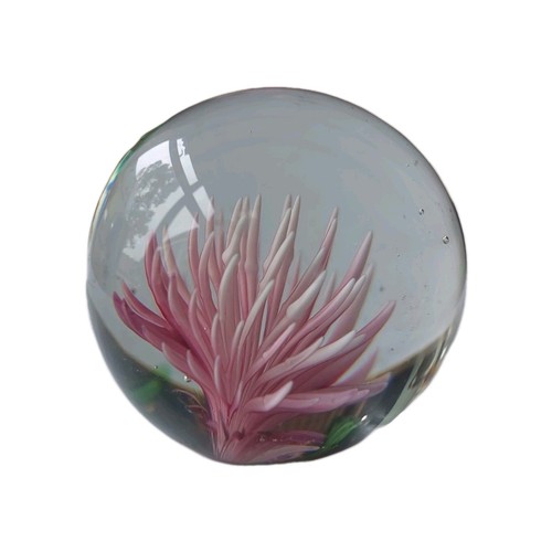 Vintage art glass flower - glass,