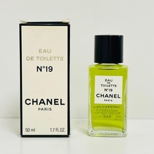 Chanel No.19 Eau de Toilette