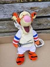 Disney Store Tiger Sports Fencing Bean Bag 8” Plush 2000 With Tag