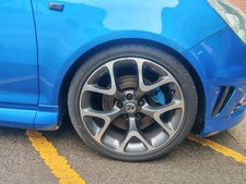 Corsa Vxr 18" Wheels & Tyres