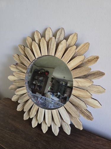 Ornate round solid - ornate,