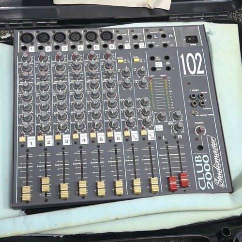 Studiomaster 2000 club 102 - 2000,