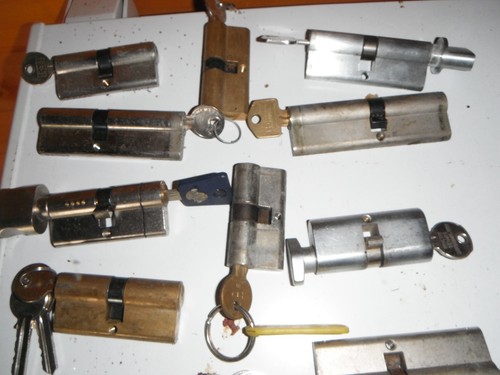 Euro locks joblot - euro,