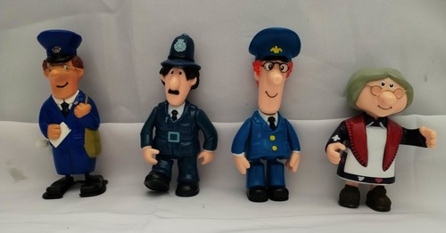 Postman pat figures inc - pat,